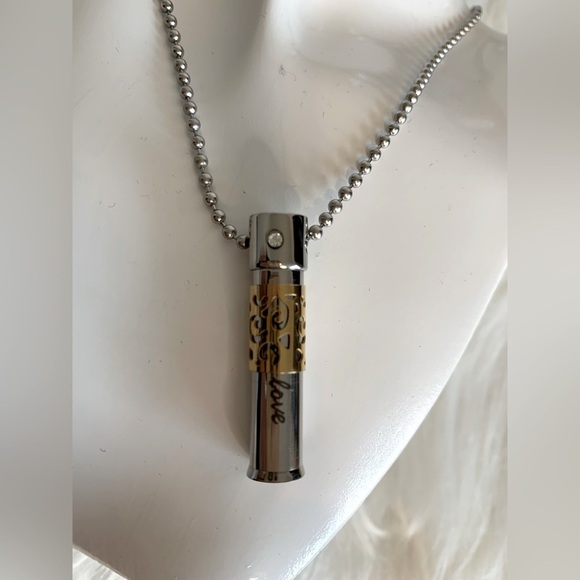 NECKLACE - Picture 3 of 4